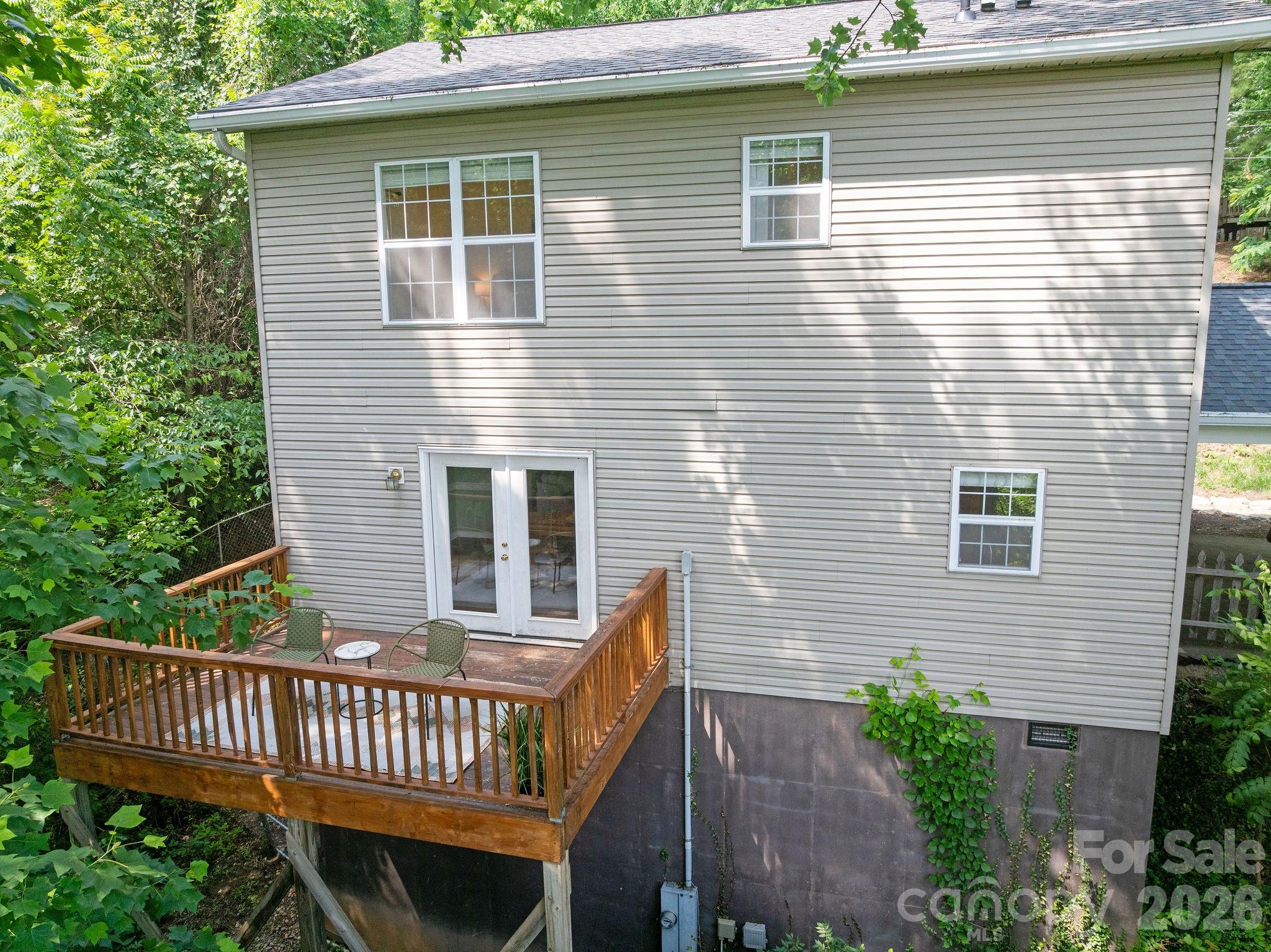 1 Pickwick Road