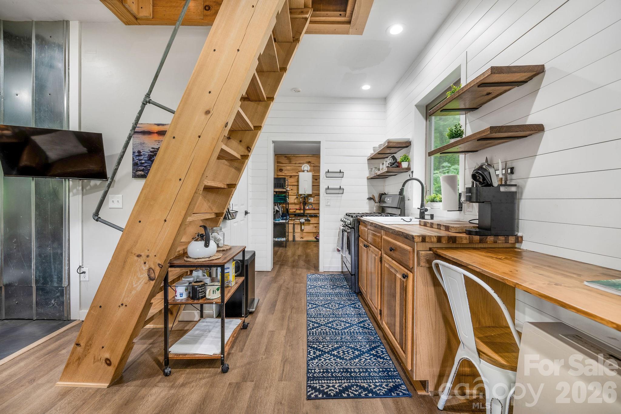2504 Upper Paw Paw Road