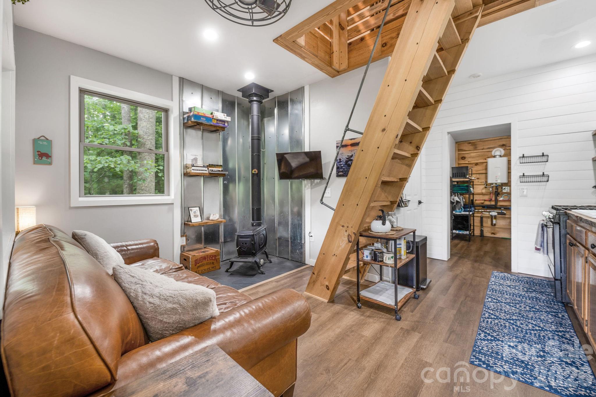 2504 Upper Paw Paw Road