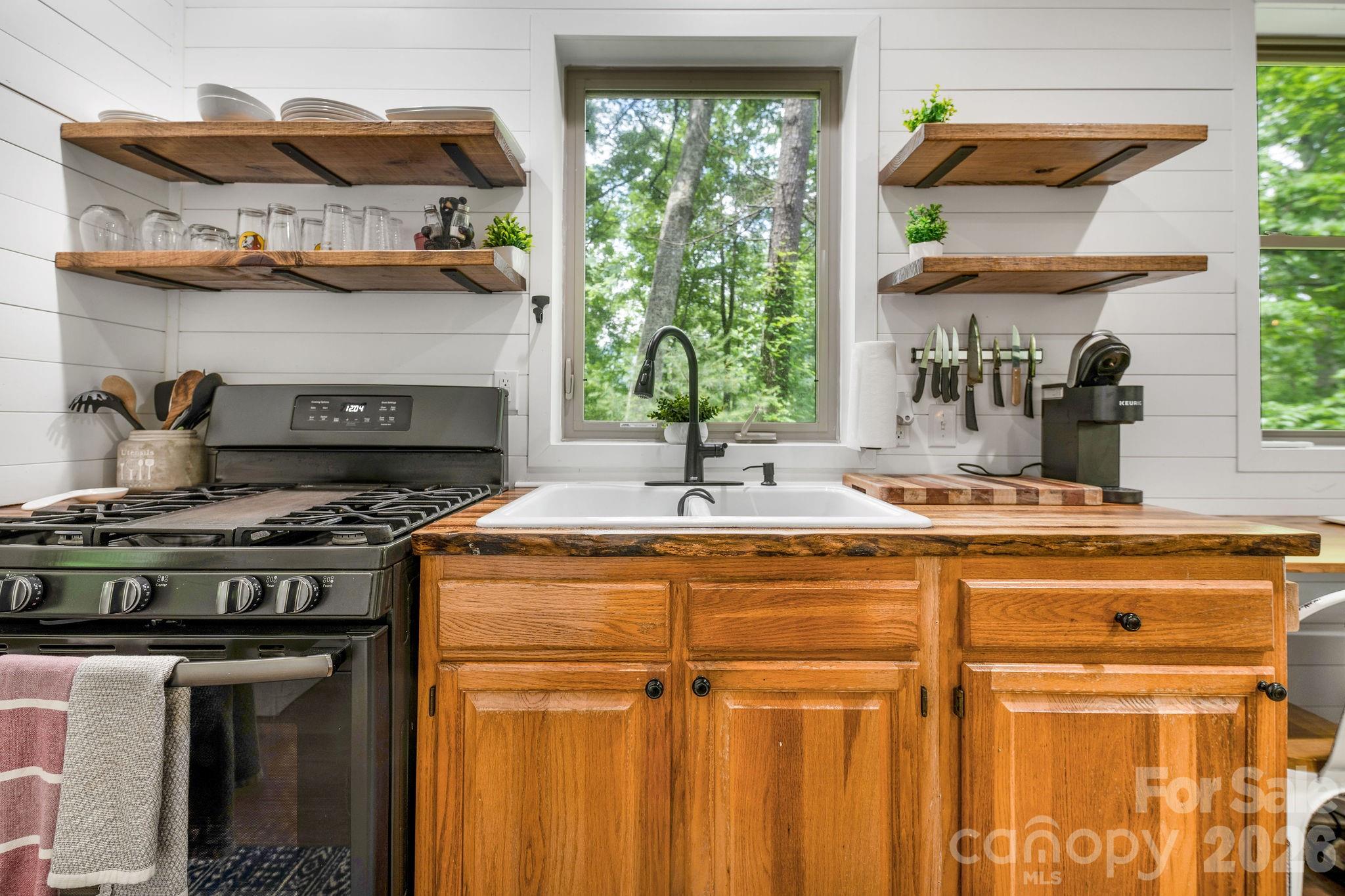 2504 Upper Paw Paw Road