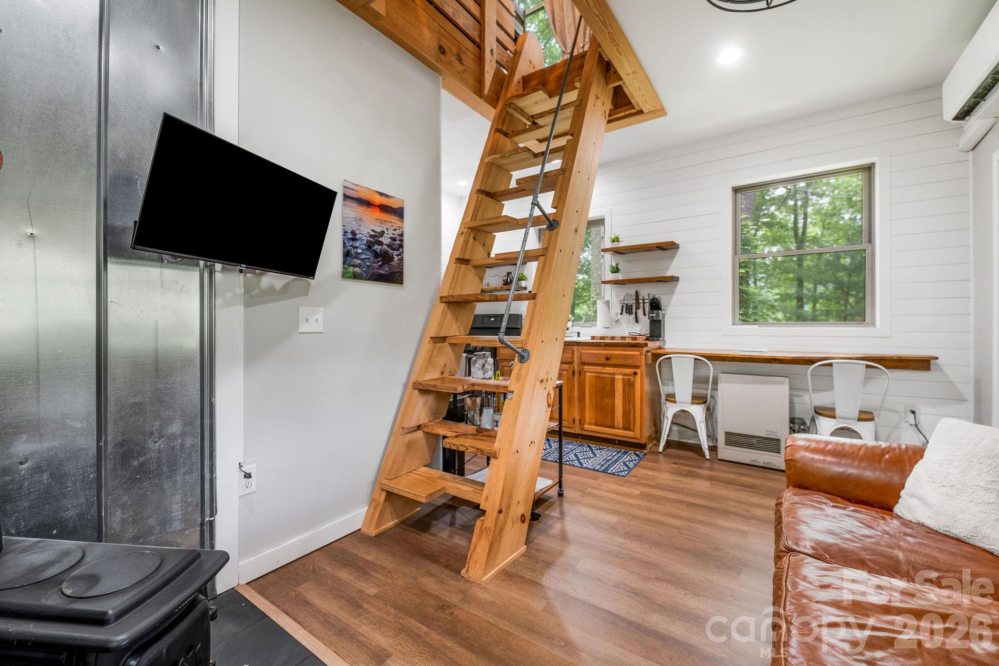 2504 Upper Paw Paw Road