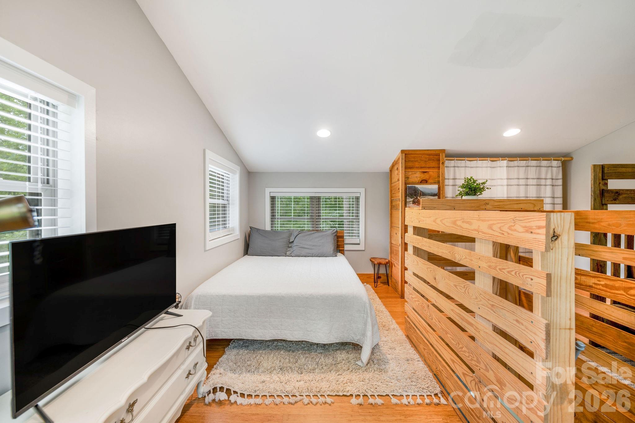 2504 Upper Paw Paw Road