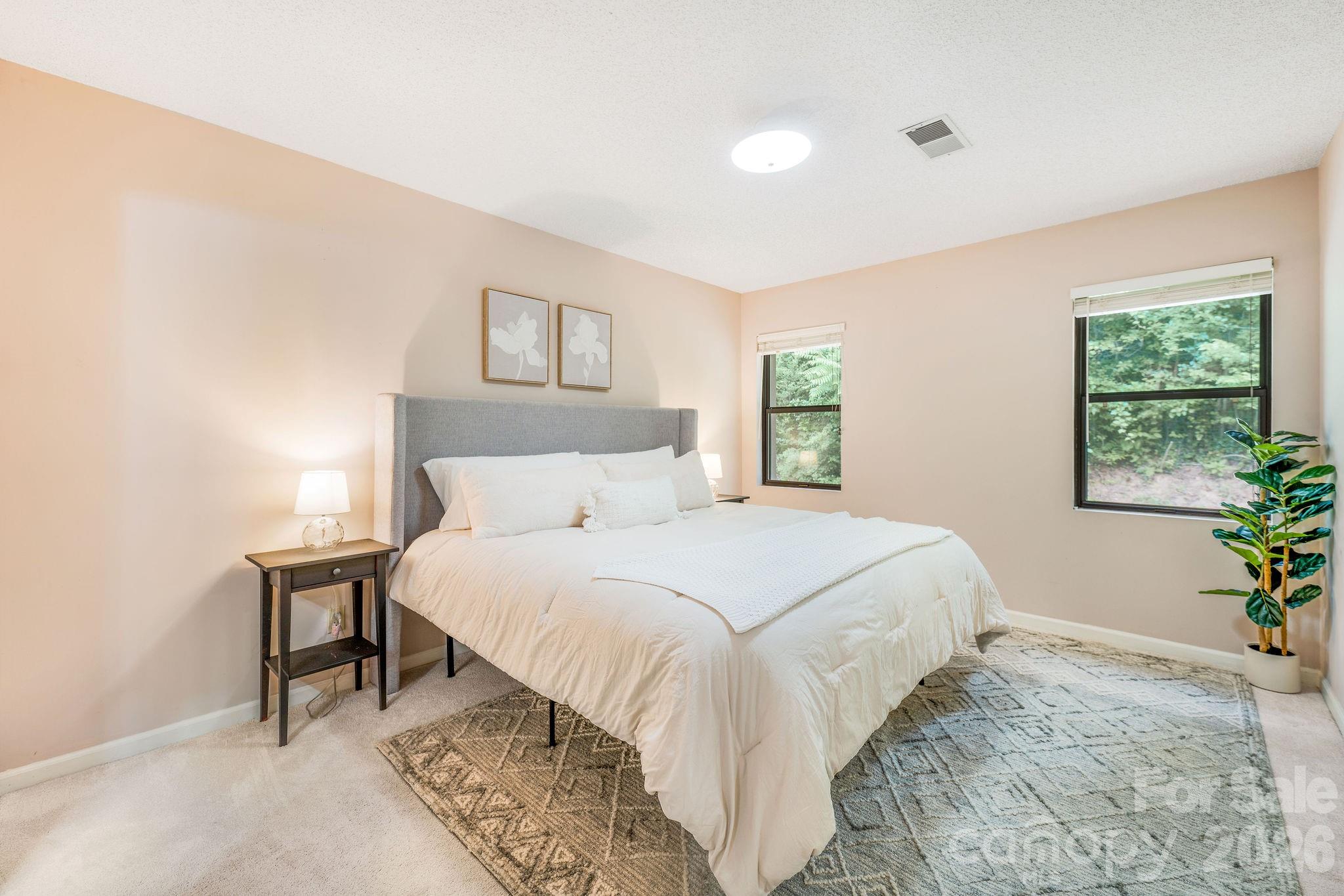 2604 Vineyard Boulevard