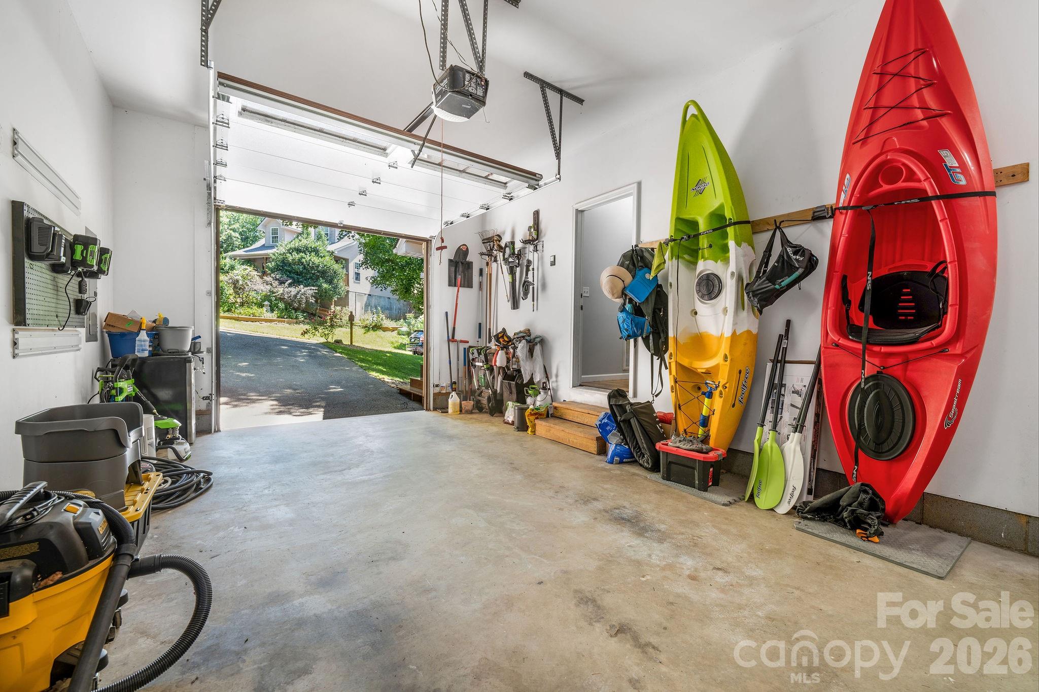 19 Oakcrest Place