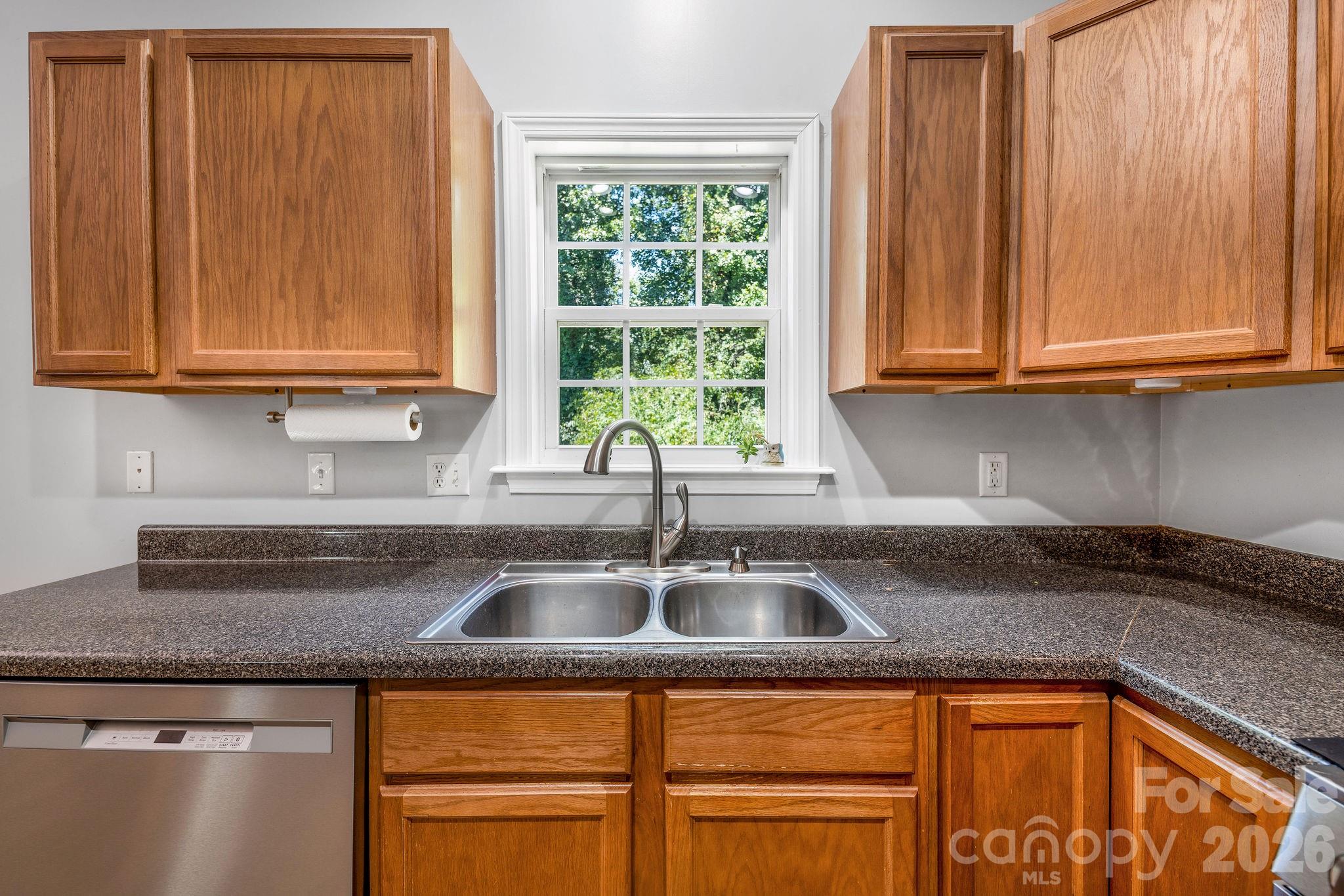 19 Oakcrest Place