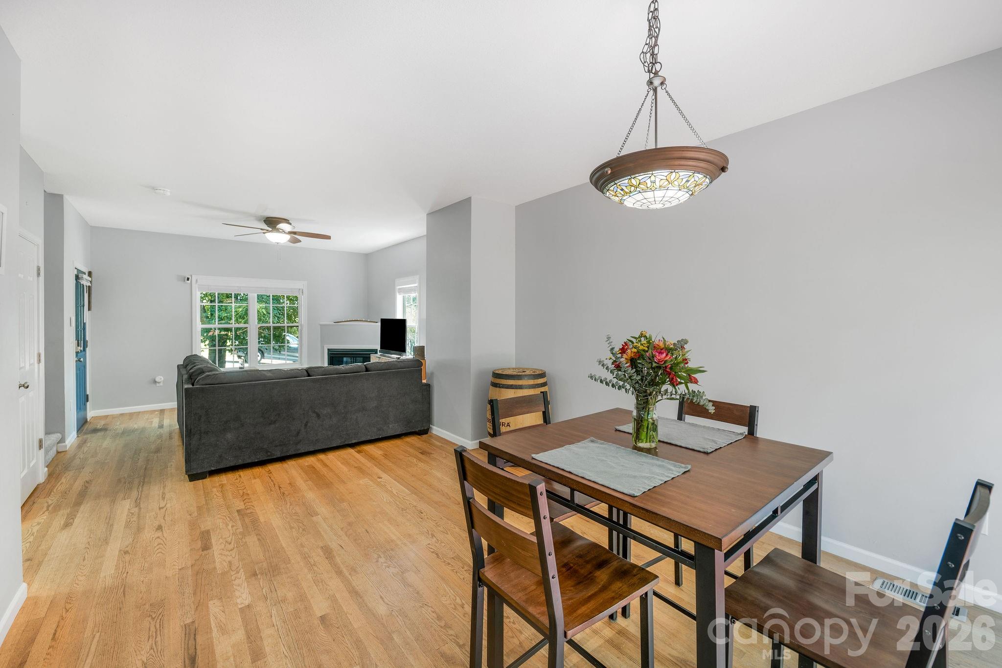 19 Oakcrest Place