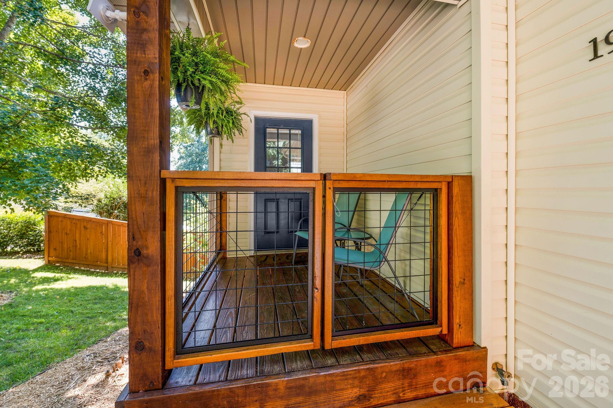 19 Oakcrest Place