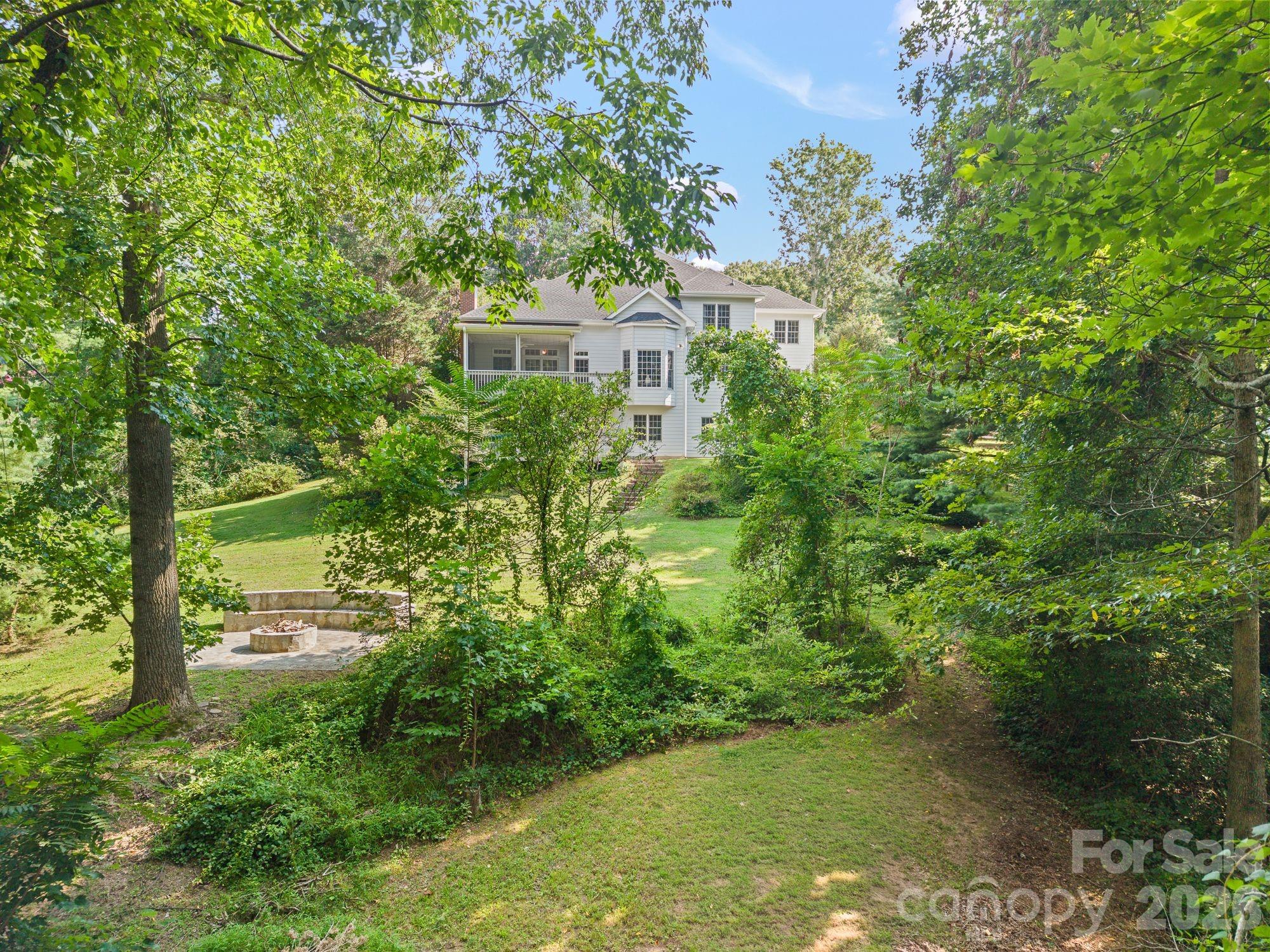 210 Clear Vista Circle