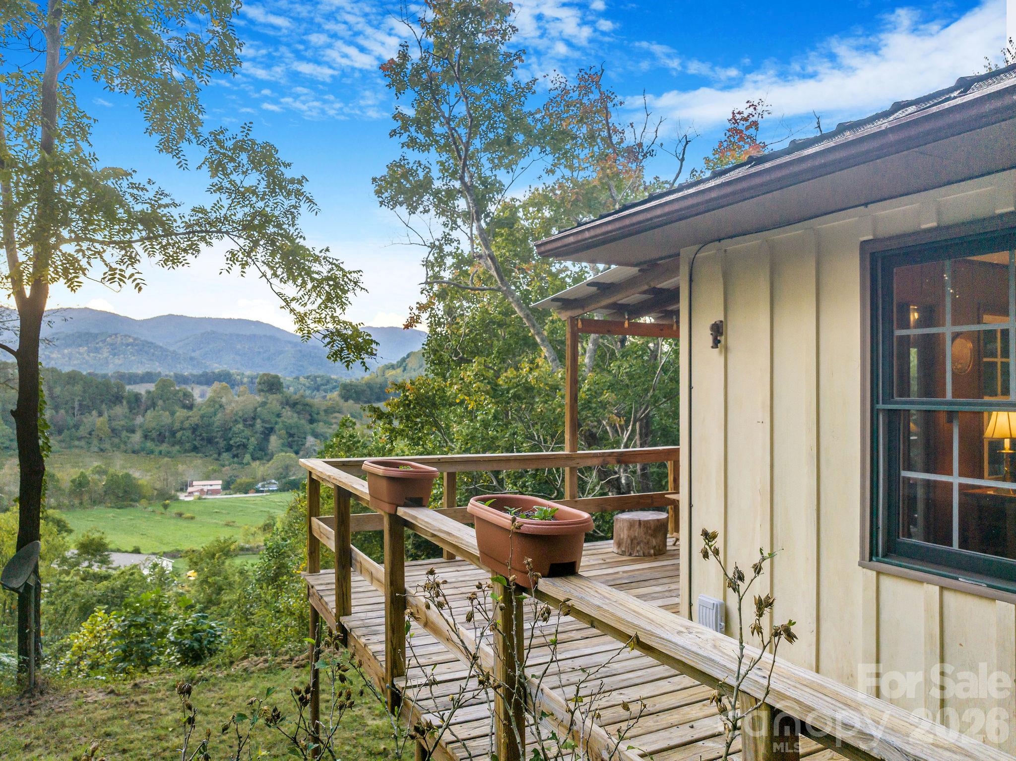 74 Lanzi Ledge Road