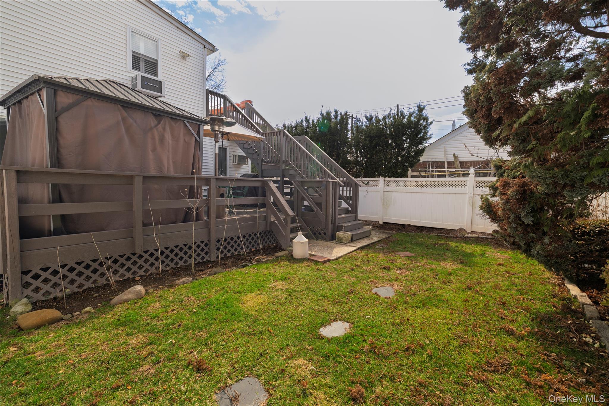 93 Kenneth Place