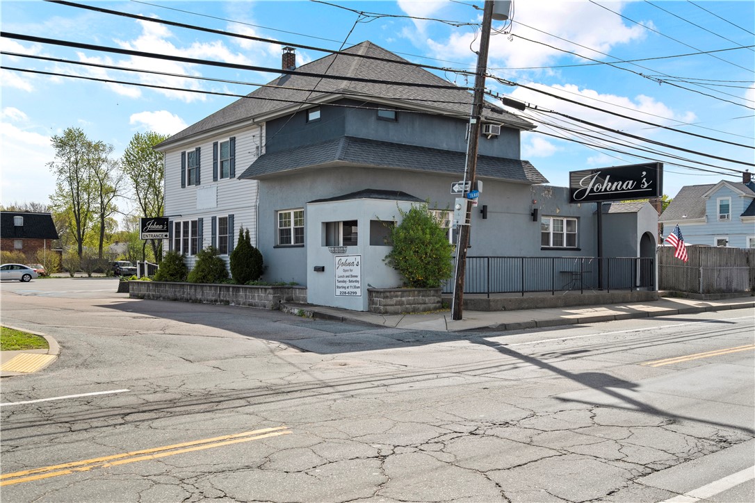 659 Killingly Street