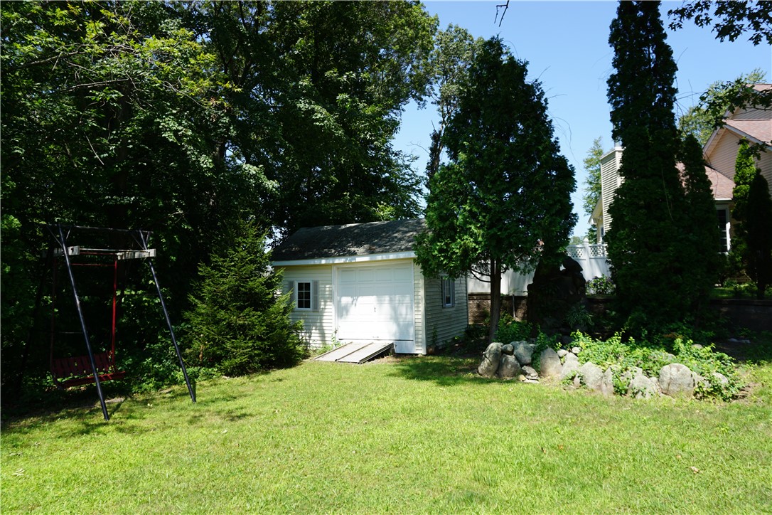 40 Sunset Avenue