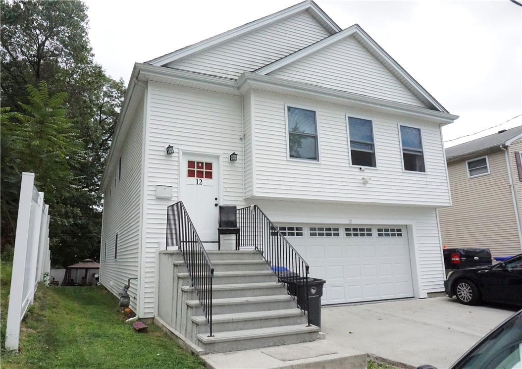 12 Thomas Avenue