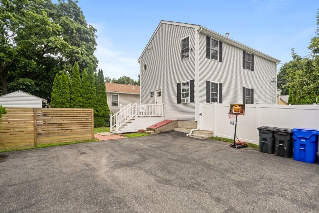 25 Towanda Drive 2