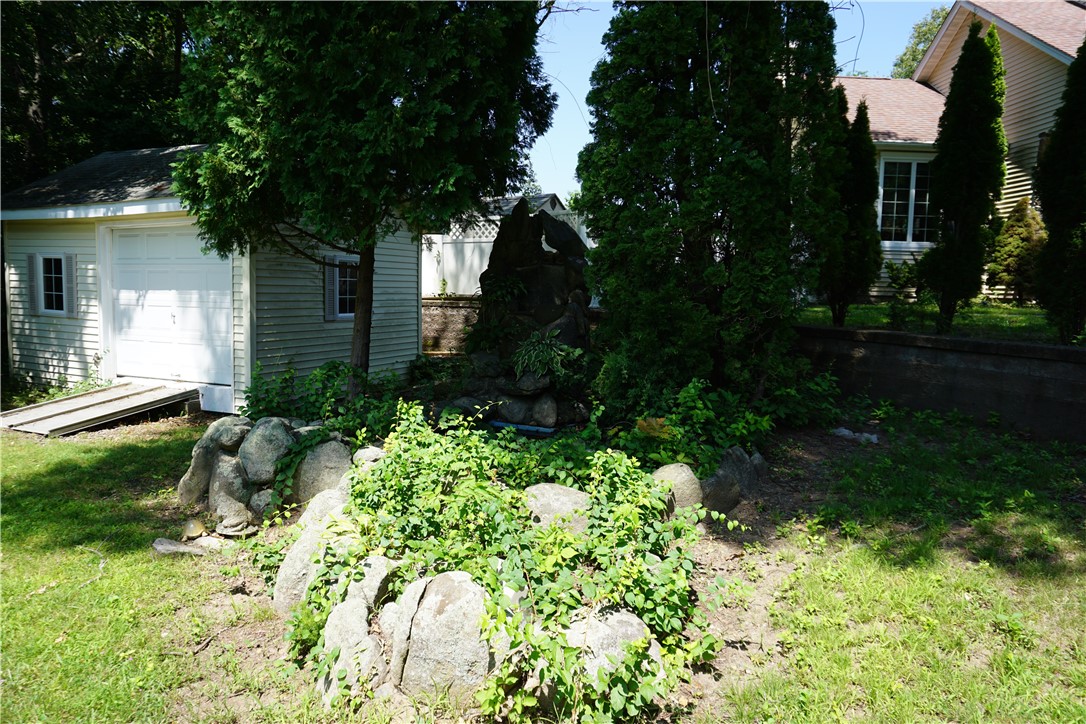 40 Sunset Avenue