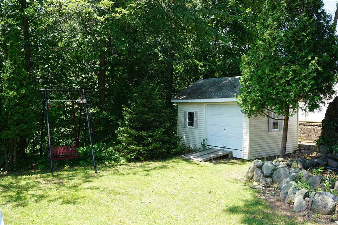 40 Sunset Avenue