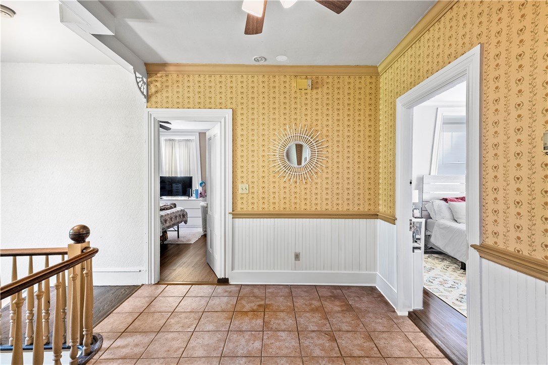 563 Putnam Pike