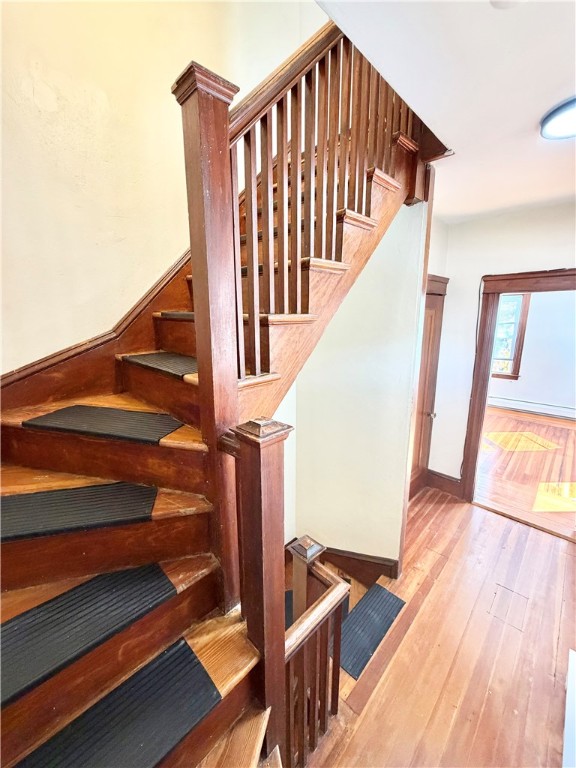 135 Sharon Street 2