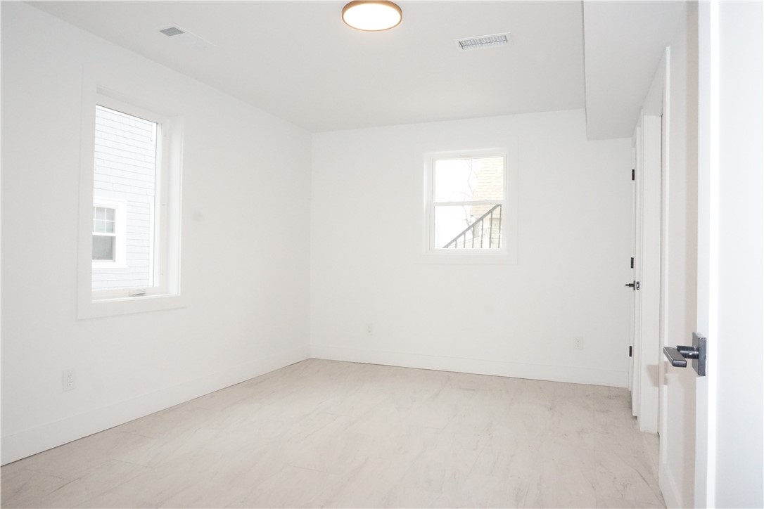 1232 Narragansett Boulevard