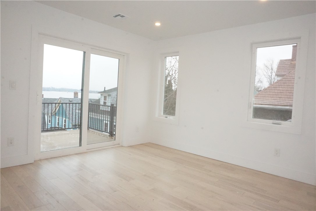 1232 Narragansett Boulevard