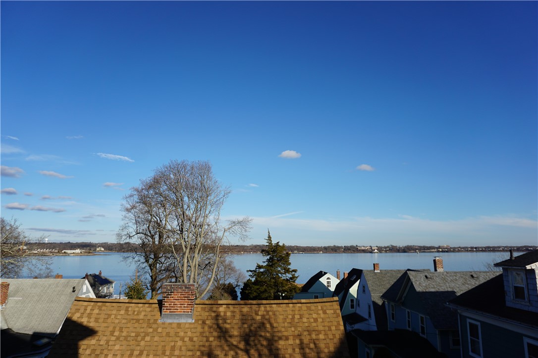 1232 Narragansett Boulevard