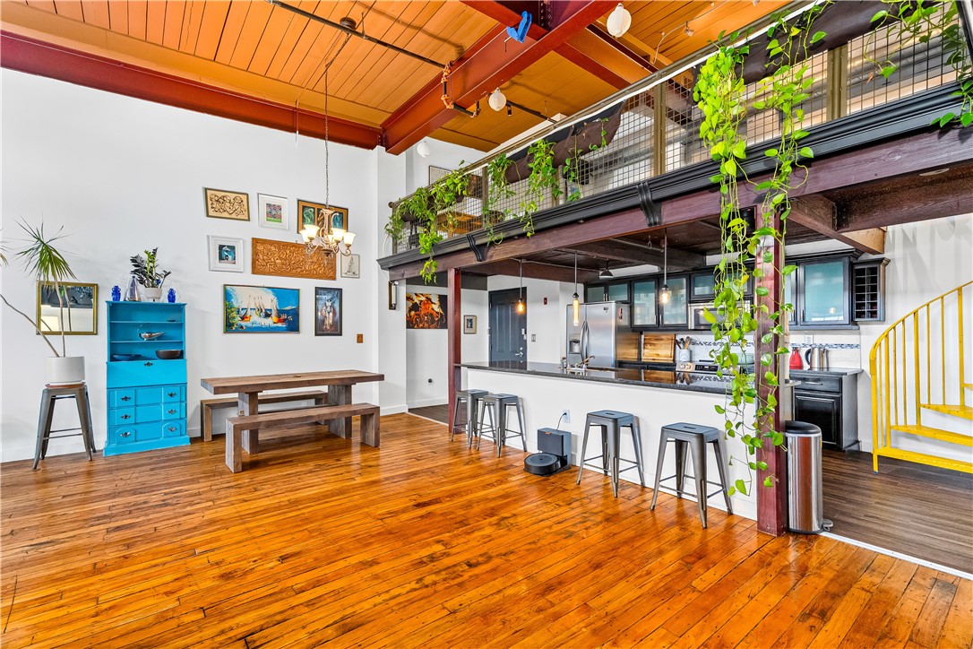 685 Social Street 308