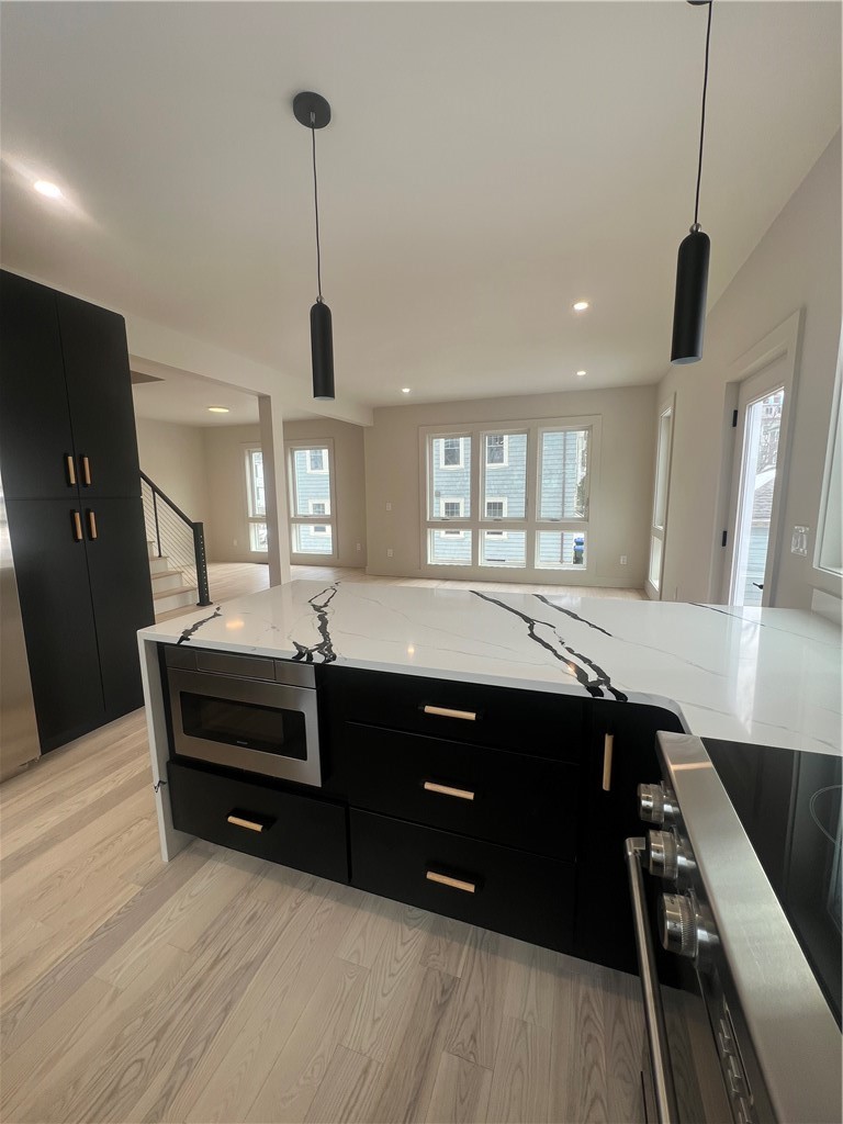 152 Colonial Road 152