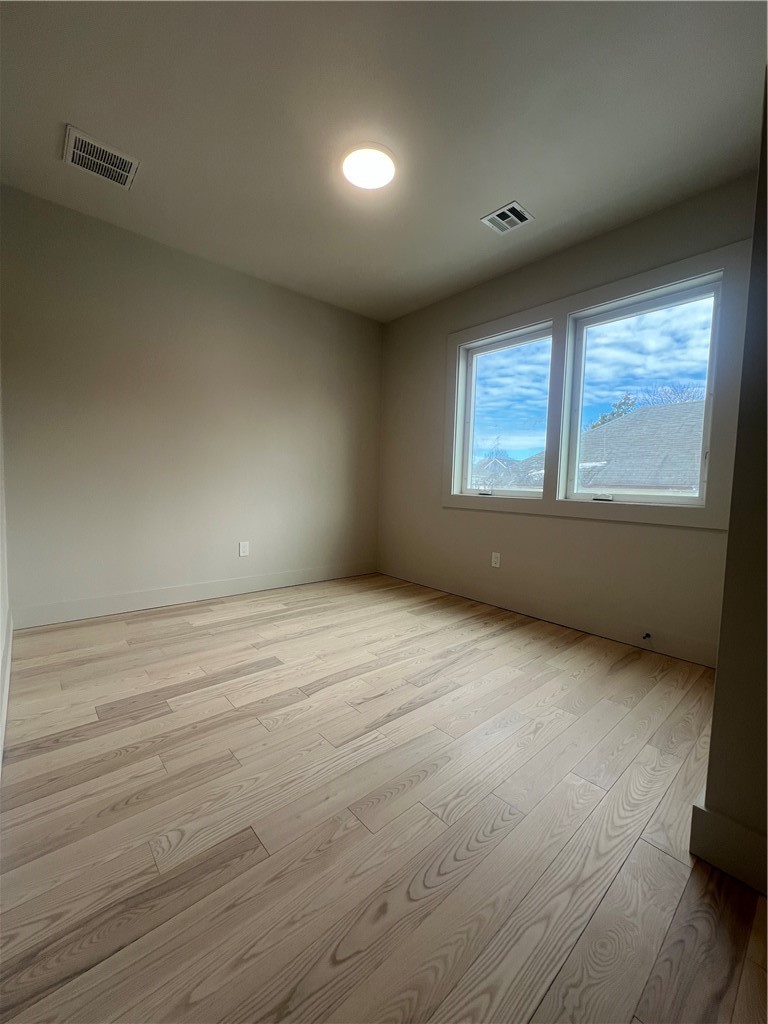 152 Colonial Road 152