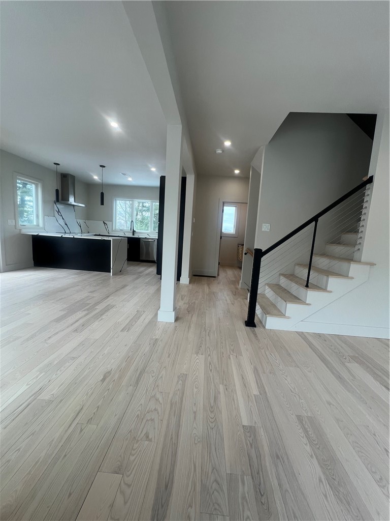 152 Colonial Road 152