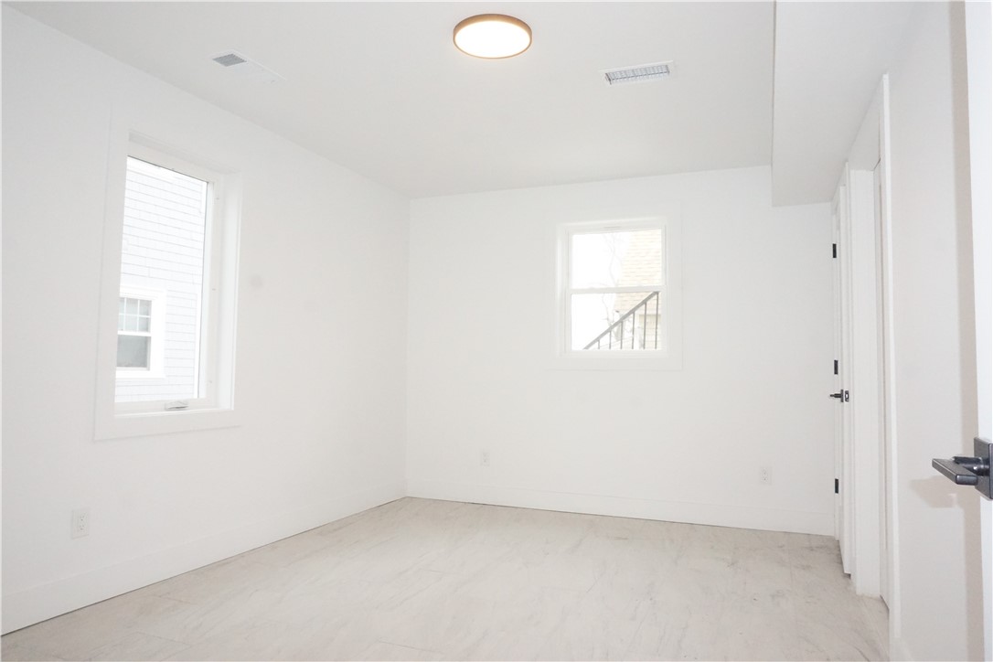 1232 Narragansett Boulevard