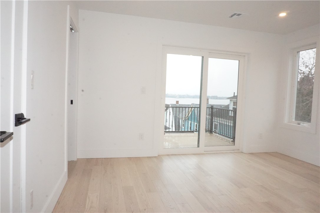 1232 Narragansett Boulevard