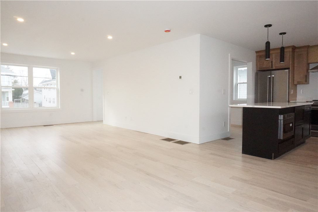 1232 Narragansett Boulevard