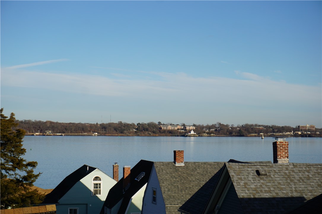 1232 Narragansett Boulevard