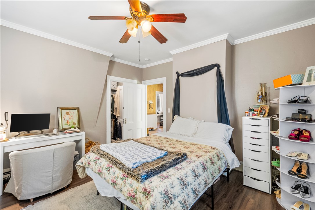 563 Putnam Pike