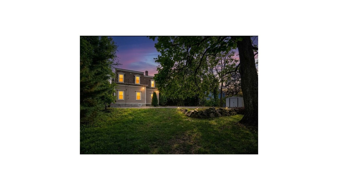 563 Putnam Pike