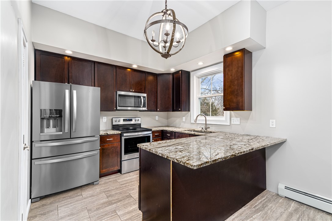 563 Putnam Pike