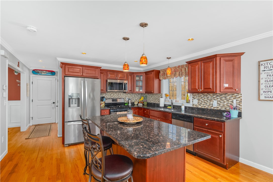 435 Cottrell Road
