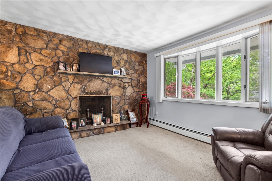77 Pine Hill Avenue