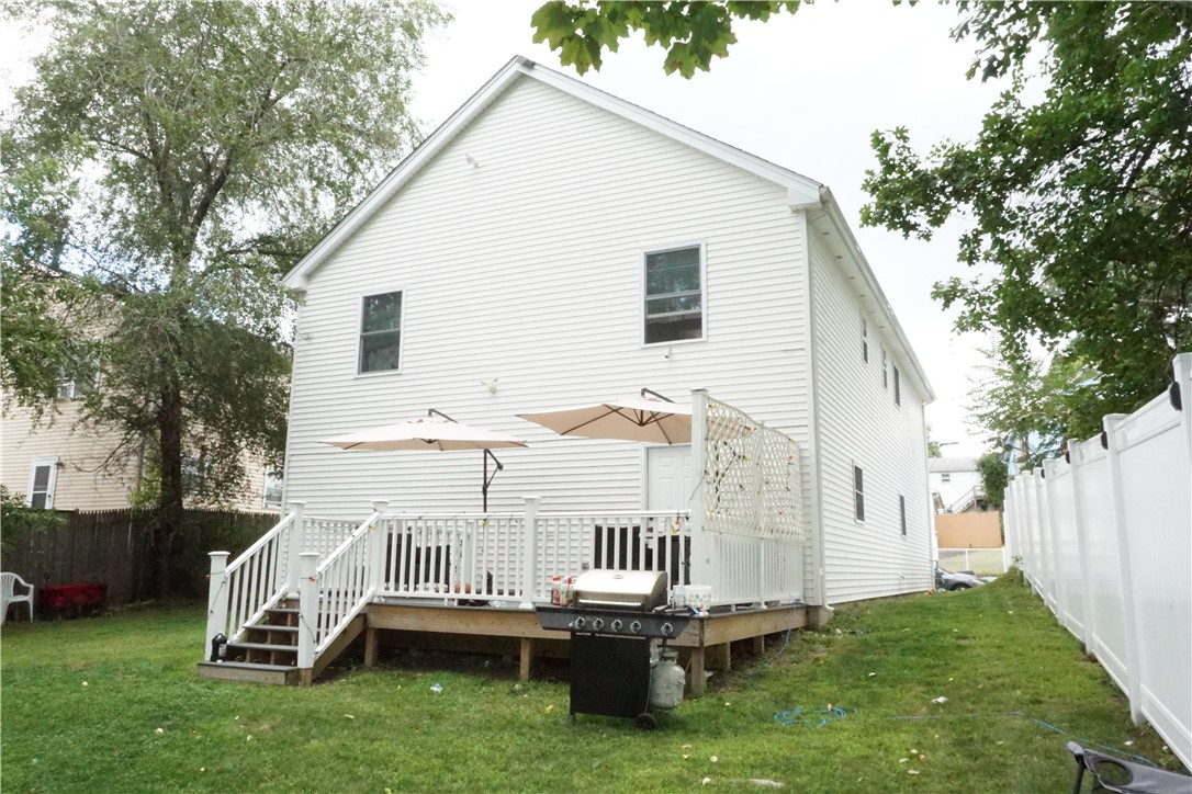 12 Thomas Avenue