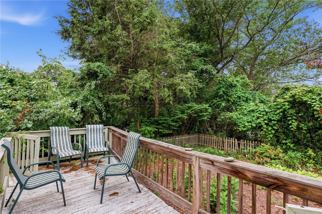 37 Crestwood Drive