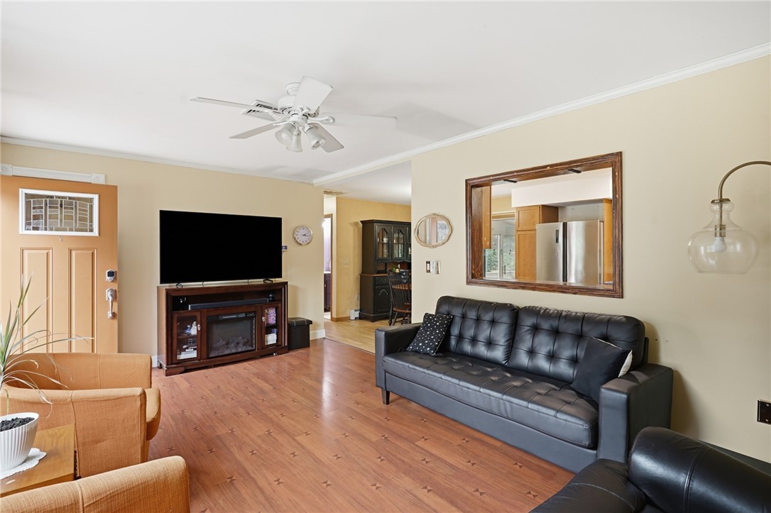 37 Crestwood Drive