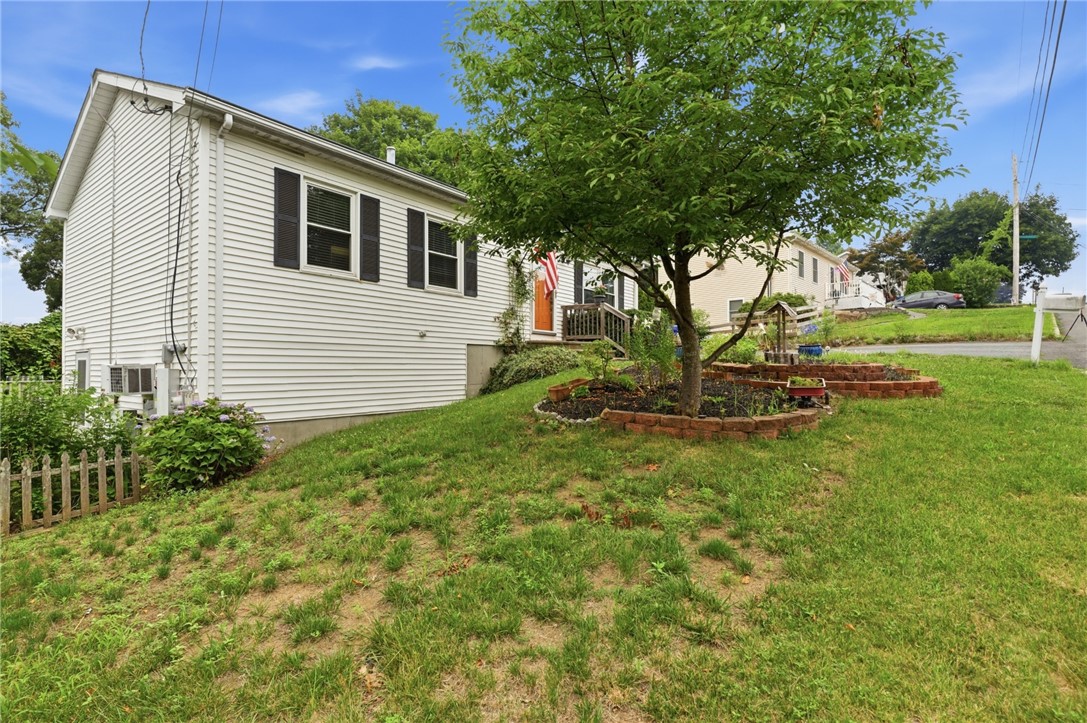 37 Crestwood Drive