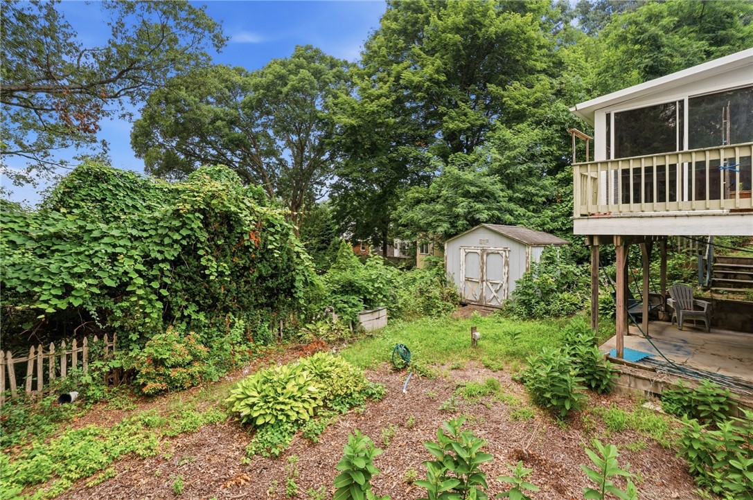 37 Crestwood Drive