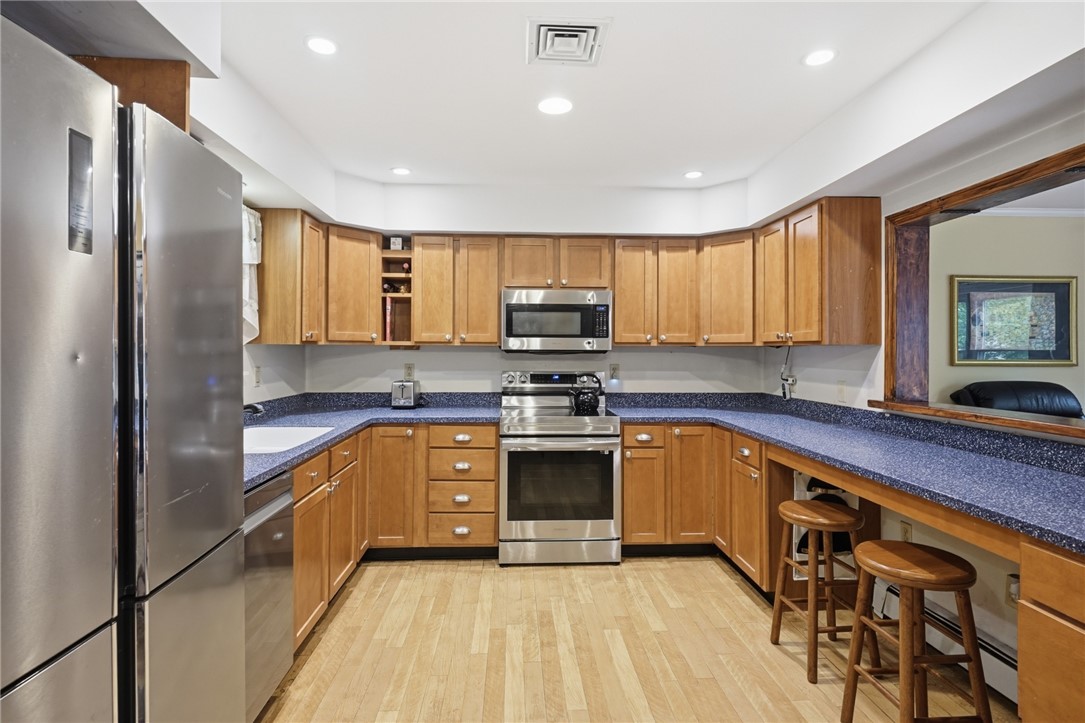 37 Crestwood Drive