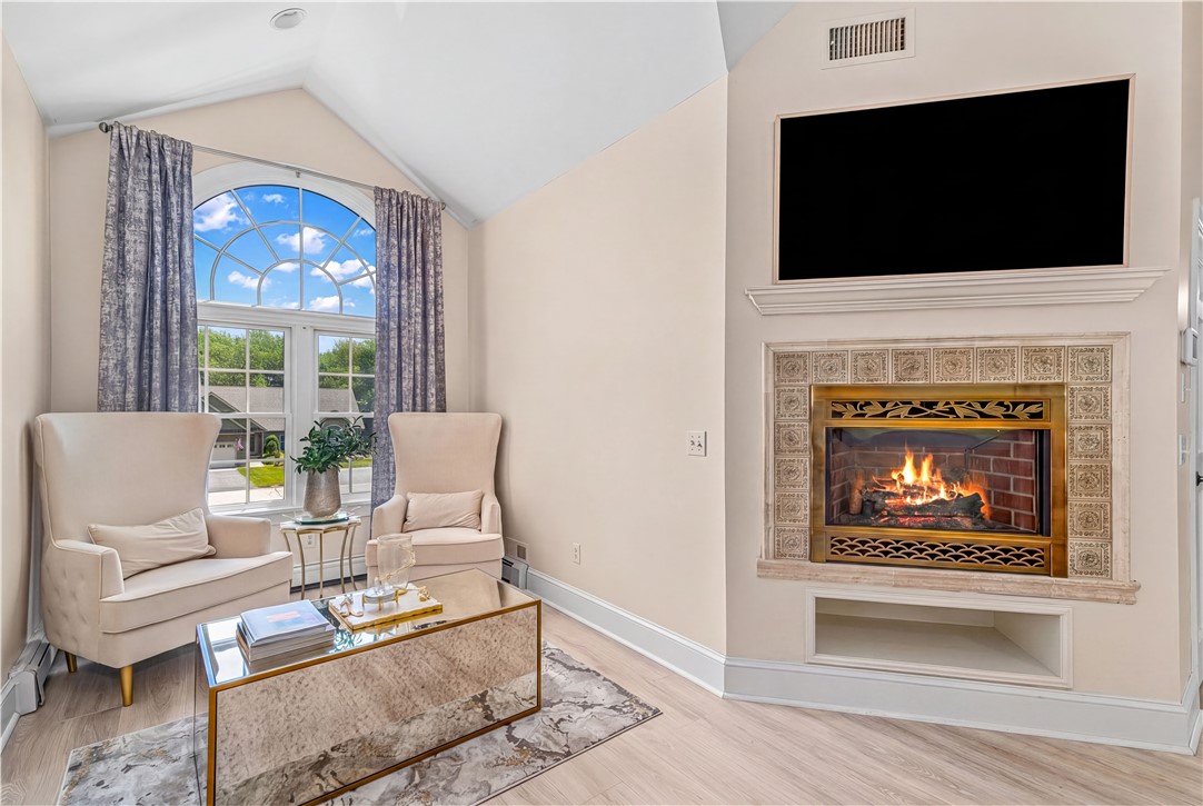 9 Pheasant Run Road