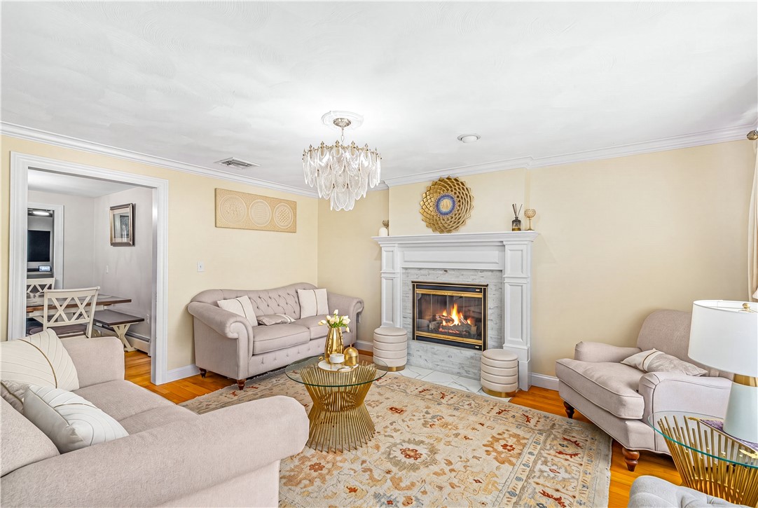 9 Pheasant Run Road