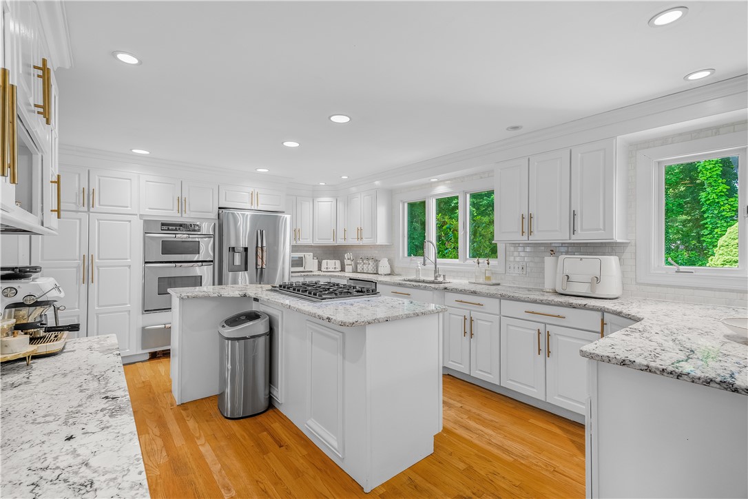 9 Pheasant Run Road