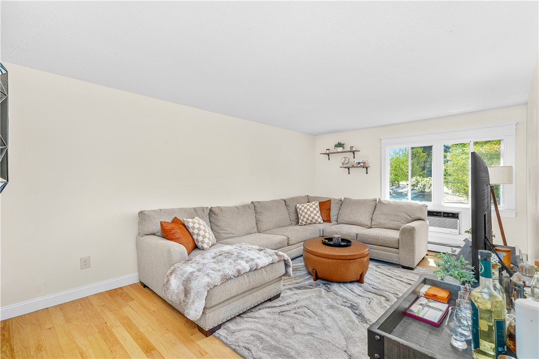 4430 Post Road E65