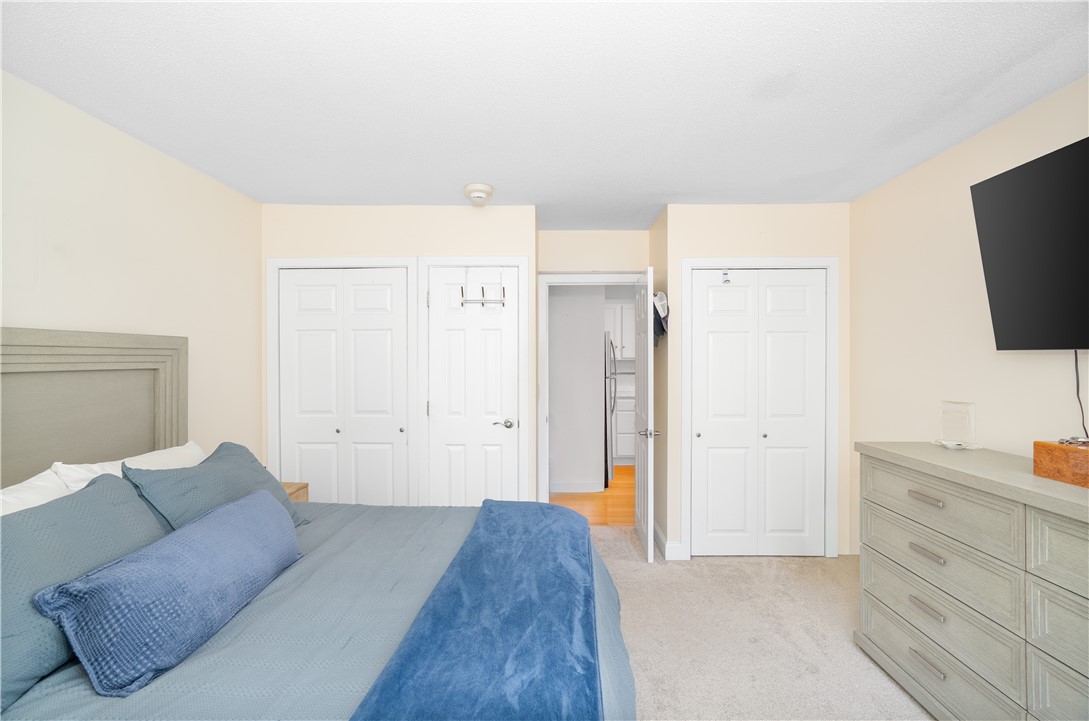 4430 Post Road E65