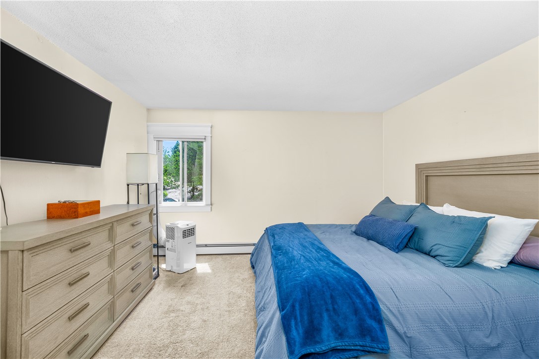 4430 Post Road E65